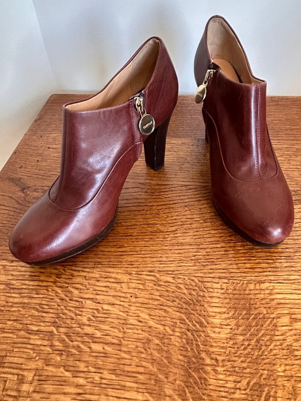 GEOX RESPIRA LEATHER ANKLE BOOT - Picture 3 of 9